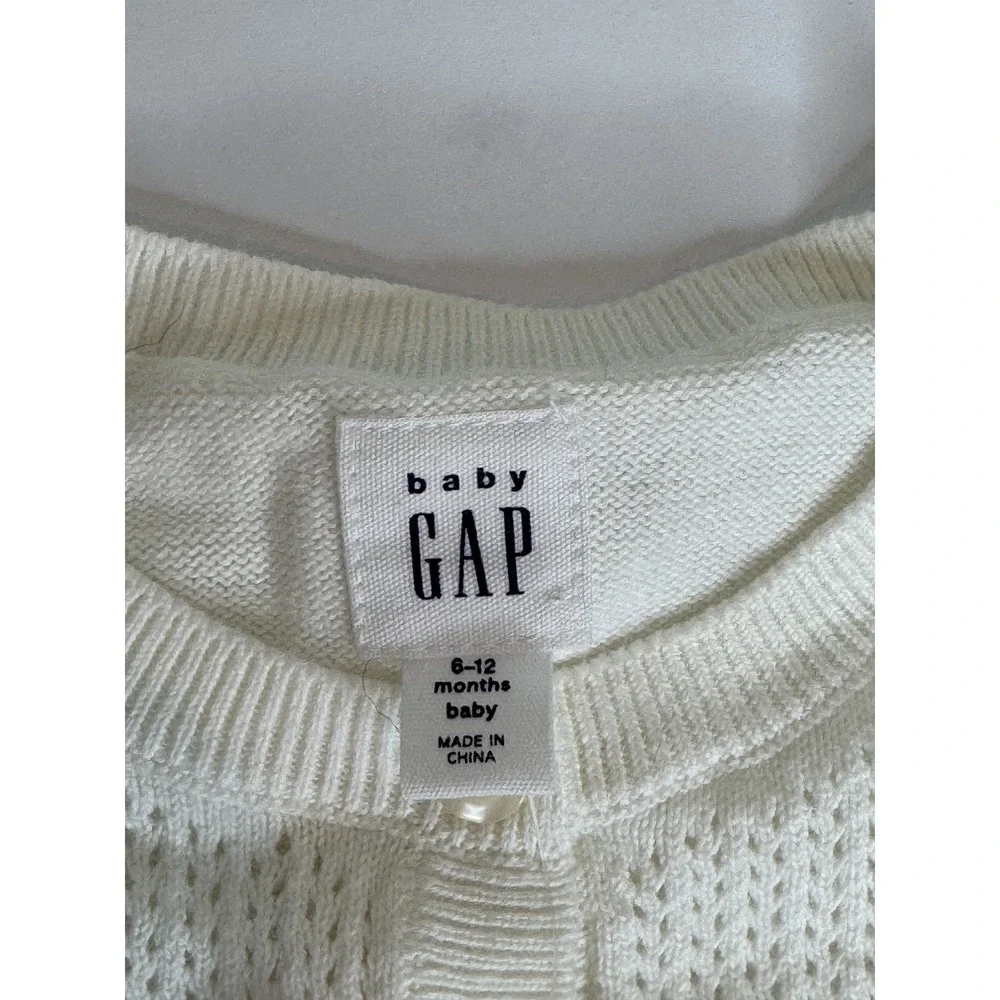 Baby Gap Cardigan Sweater 6-12‎ Months White Knit Button Up Newborn Infant Top